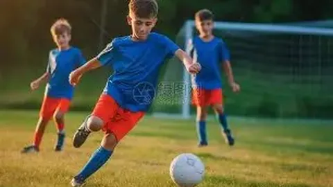 《独家：阿莫林紧急召开赛前发布会，巧解客场球员训练闲暇时光谜题》