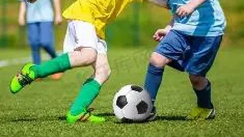 江宏杰携3岁幼女亲自接送，福原爱继续留日深造