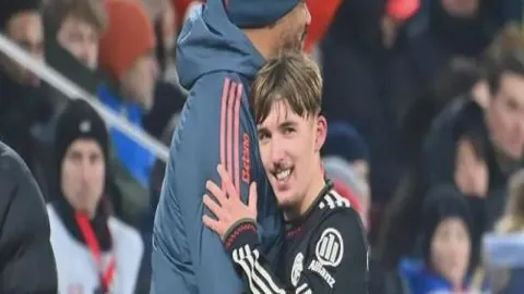 揭秘罗塞尼尔教练生涯高光时刻：德比郡胜率58%，赫尔城35%，白堡激战51%！