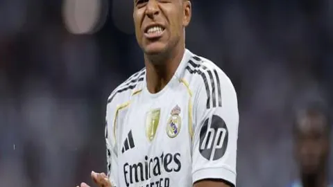 跨越梦想：保罗与库里界限，紧张竞技激发球队升华